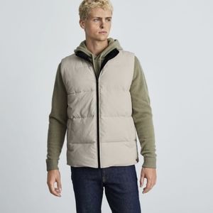 Everlane Renew Puffer Vest in Sandstone
